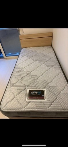 高級　シモンズ　ホテルベッド！