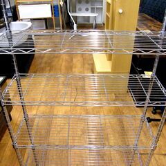 メタルラック 壁面収納 突っ張りラック 7段収納棚 7段 家具 収納家具 札幌市 厚別区の画像