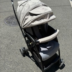 アップリカ　ベビーカー　ラクーナクッション