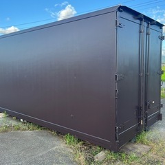 処分価格　改装コンテナ断熱材入552cm、倉庫、簡易事務所、ガレージ、物置等の画像