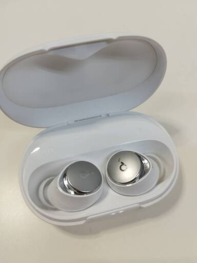 Soundcore Space A40 ワイヤレスイヤホン