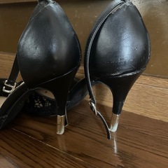 R&E パンプスの画像