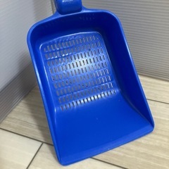 トイレ砂スコップの画像