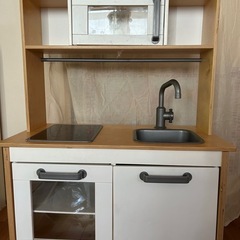 IKEAのおもちゃキッチンの画像