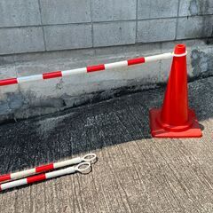 ②カラーコーン　10個　コーンバー2ｍ　3本　まとめてセット売り　の画像