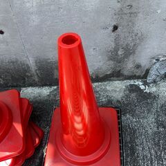 ②カラーコーン　10個　コーンバー2ｍ　3本　まとめてセット売り　の画像