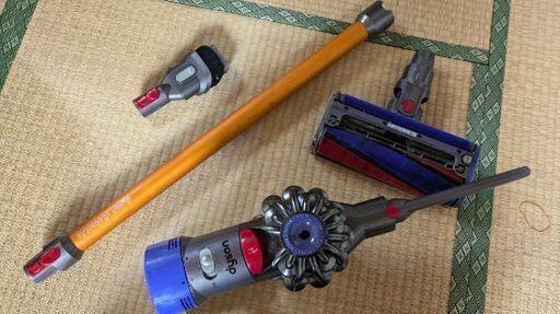 Dyson V8 掃除機 (カナダモデル)