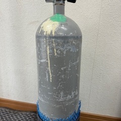 ダイビングタンク　シリンダー