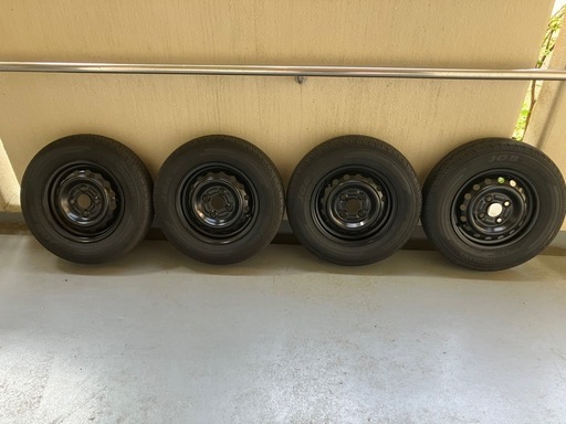 n vanタイヤホイール、ホイールカバー5000キロ使用
