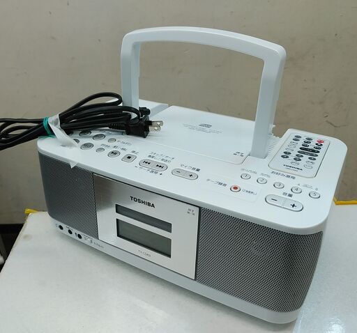 品質保証☆配達有り！5000円(税別）東芝 ＣＤラジカセ リモコン付き 2018年製