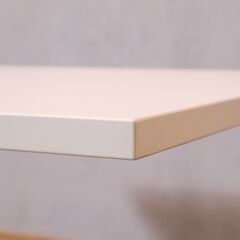 イタリアlapalma(ラパルマ)社のロマーノ・マルカートデザイン、RONDO(ロンド)カフェテーブルです。スタイリッシュモダンな長方形テーブルはダイニングテーブルやミーティングテーブルに。の画像