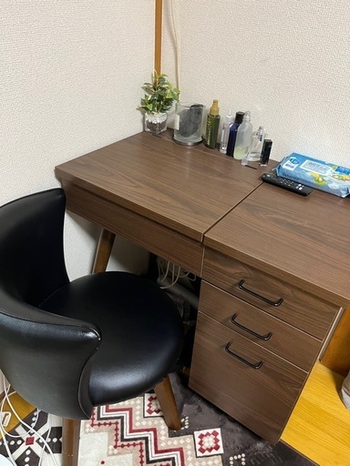 ドレッサー　椅子　イス　テーブル　収納
