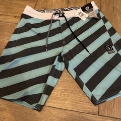 VOLCOM ボルコム　メンズ水着の画像