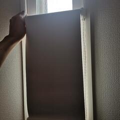 突っ張り式 遮光ロールカーテン