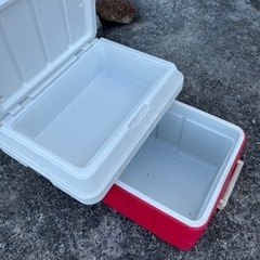 Coleman クーラーボックス  赤の画像