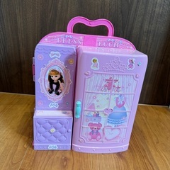 りかちゃん　　　ドレスルーム