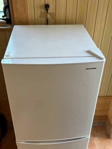 2021年製2ドア冷蔵庫（142ℓ）
