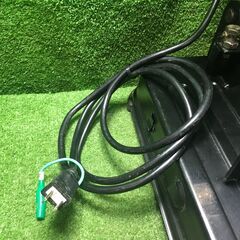 新興 SHC-305E 高速切断機 コード式【市川行徳店】【店頭取引限定】【中古】管理番号：IT0XBYT9VA14の画像