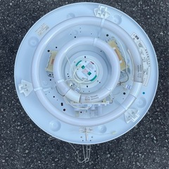 中古　蛍光管 シーリングライト　〜6畳用①　1基の画像
