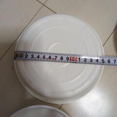 鉢の受け皿の画像