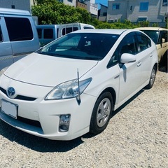 トヨタ　プリウス3.0 ➖　9万㌔ぐらい