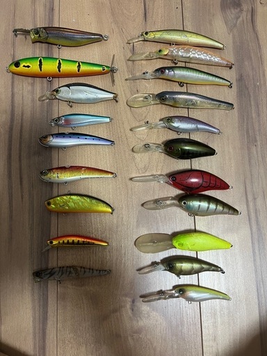 バス　ルアー　釣り