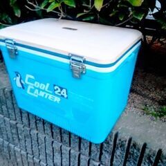 〓 美品・格安 〓　クーラーボックスの画像