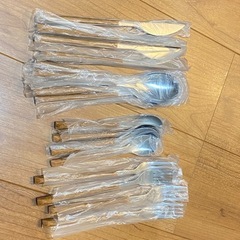 キッチン カラトリー 16セットの画像