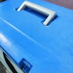 信和　大きめ🧊クーラーボックスの画像