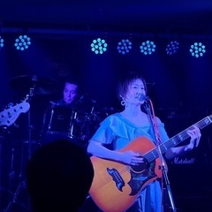 女性アーティストコピーバンド、ベース＆キーボード募集