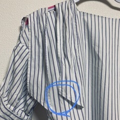 フリーサイズ レルビエ ショルダーリボンストライプトップスの画像