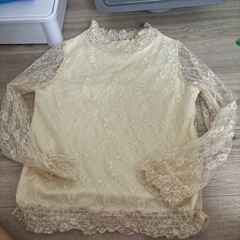 シャツ　ブラウス