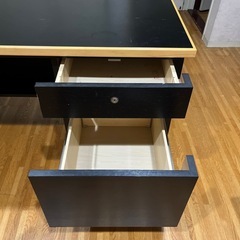 木製デスク
の画像