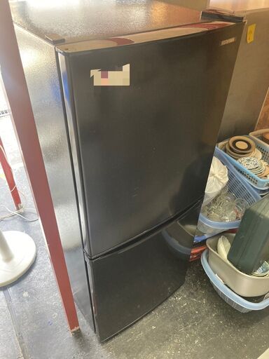 ☆中古￥13,800！IRIS OHYAMA　142㍑2ドア冷蔵庫　家電　2020年製　幅50㎝ｘ奥行55㎝ｘ高さ122㎝　IRSD-14A-B型　【BH029】