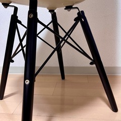 美品 【9/11-14に引取り可能な方】 モダンデコ シェルチェア ダイニングチェア 椅子 ワークチェアの画像