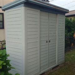 （好評完売御礼）状態の良い『ヨド物置』◑サイズ 間口220✕奥行...