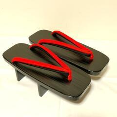 【新品未使用】木下駄　22㎝くらい　黒塗り　赤と黒の鼻緒