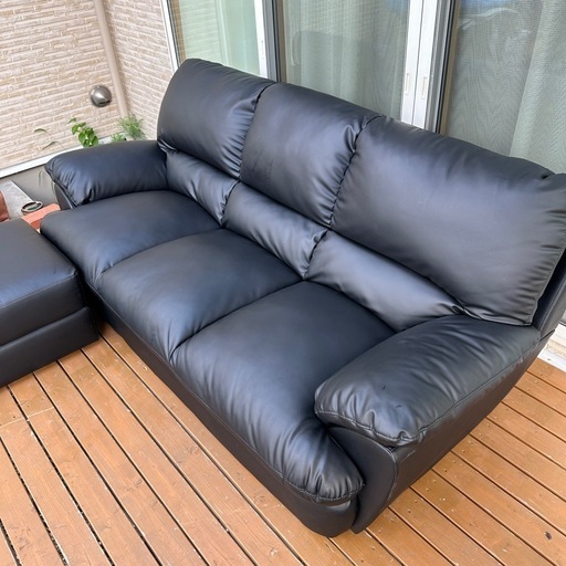 ニトリ 3人掛けソファ ブラックレザー定価98,000円