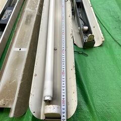 蛍光灯照明器具　ベースライト　旧式　吊り下げ型　の画像
