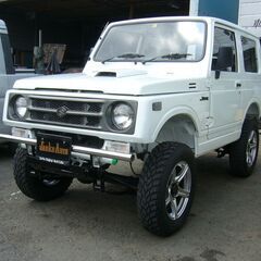 美車 ４年 ジムニー 白 ＪＡ１１Ｖ改 リフトアップ公認 ５速 ...