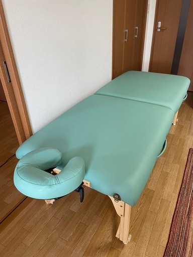 【最終価格】マッサージベッド　EarthLite 75×185折りたたみ可能