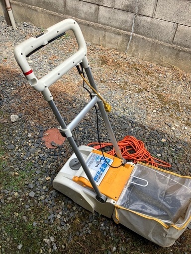 RYOBI　芝刈り機