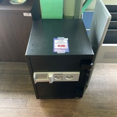 JH-12 【オフィス家具専門店】ダイヤセーフの耐火金庫です！