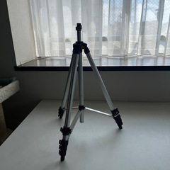 デジタルカメラ　三脚の画像