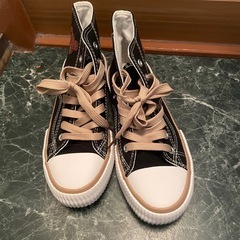 レディース スニーカーの画像