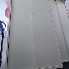 オフィス用書類ロッカー（鍵付き）