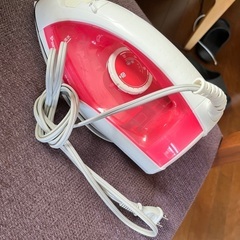 Panasonic スチームアイロン　ピンク