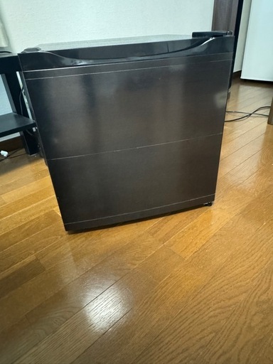 MAXZEN　小型冷凍庫31L 冷蔵庫