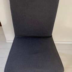 イケヤ　HENRIKSDAL ダイニングチェア二脚