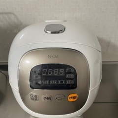 炊飯器の画像